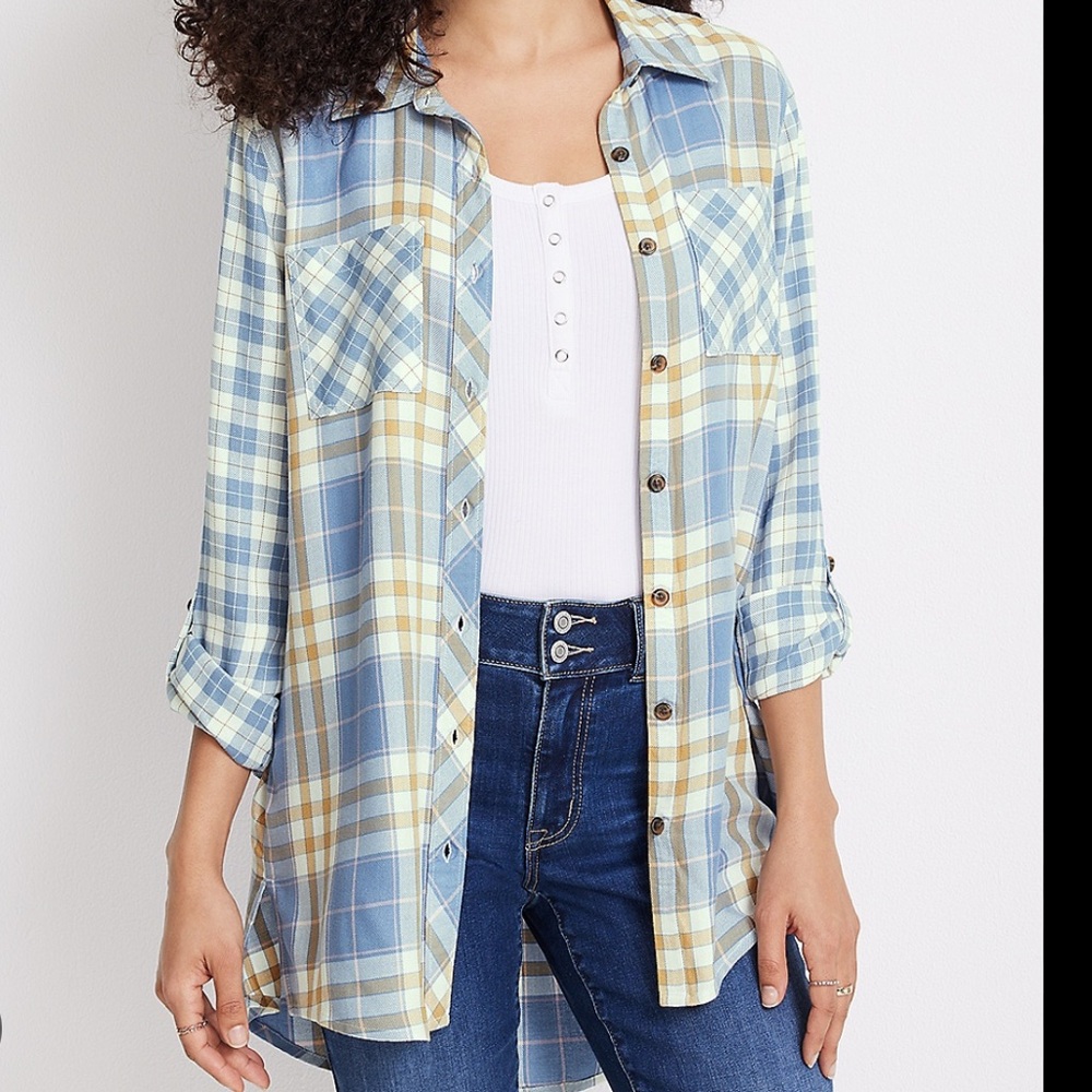 Maurice’s plaid tunic style shirt Size M